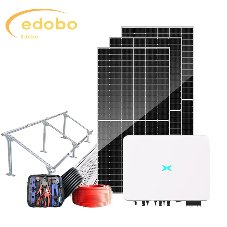 На решетчатой ​​системе солнечных панелей